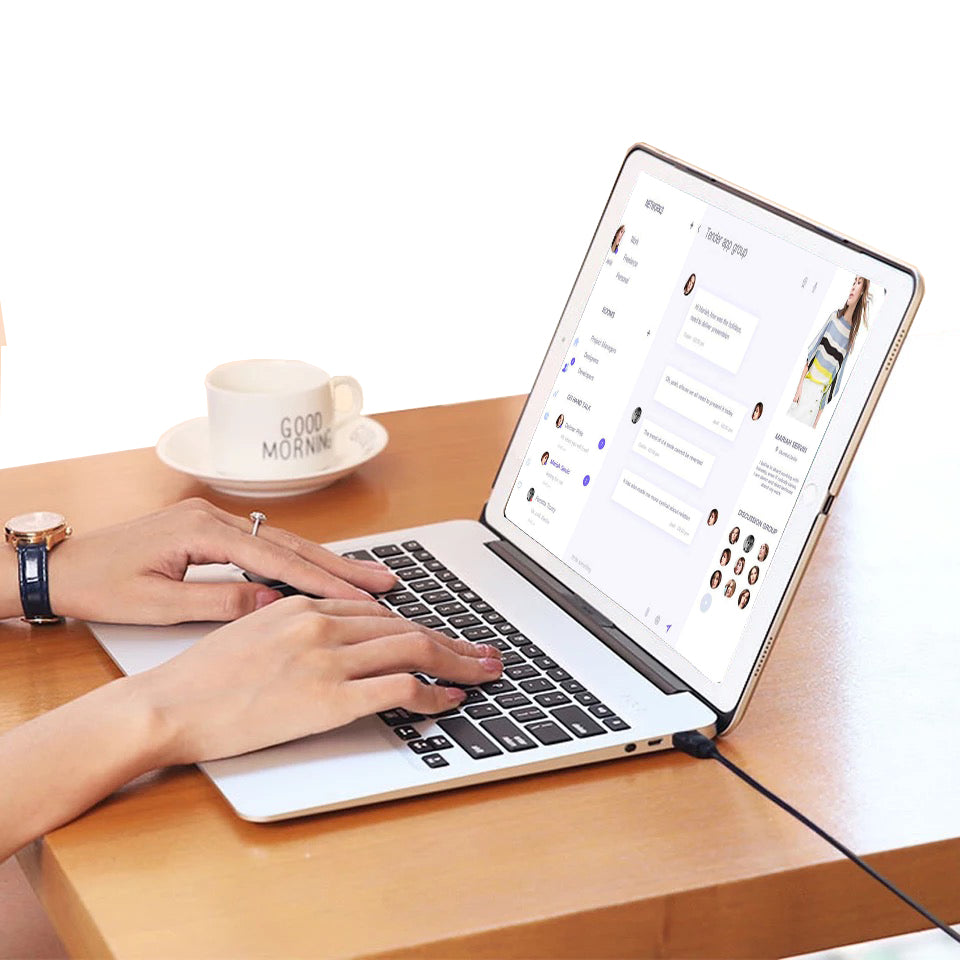 The Gold and Cherry Keyboard: Enhancing Your Gaming Experience on the iPad